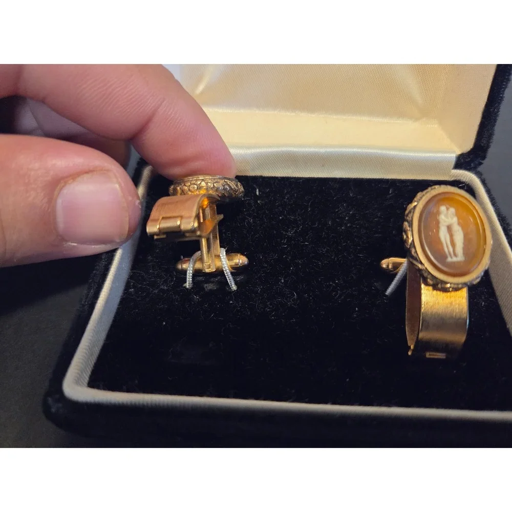 Royale Vintage Gold Tone Cameo Cufflinks Oval Couple Portrait Jewelry with Box